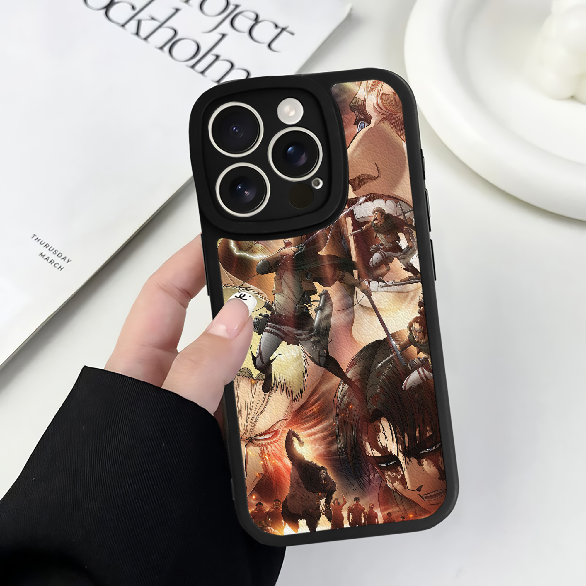 （画像用） 進撃の巨人 Attack on Titan 【iPhone 16シリーズ対応】シリコンスマホケース（レザー調） 材質：シリコン